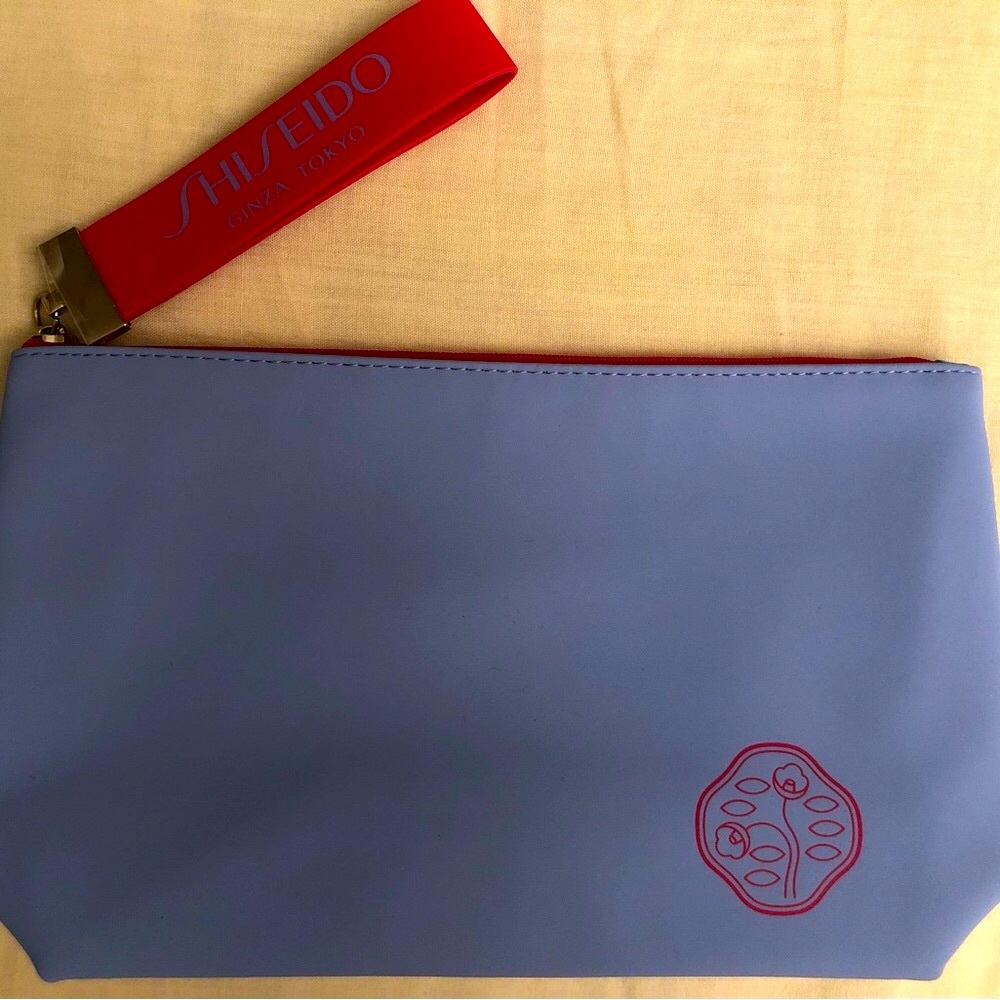 New in bag Shiseido make up bag